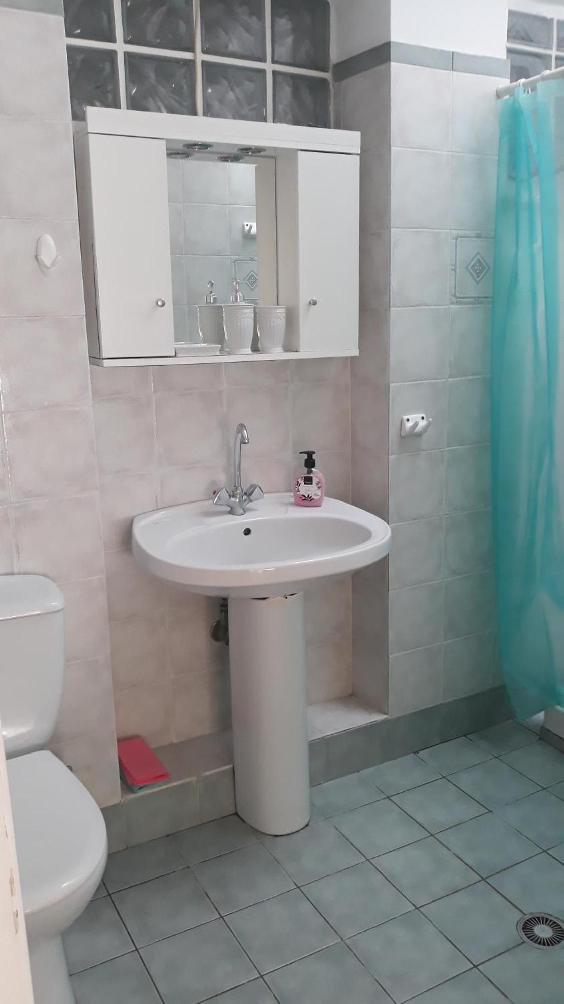 Central Apartments Eretria Bagian luar foto